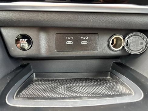 Used 2024 Nissan Rogue S FWD image 25