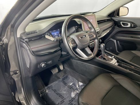 Used 2022 Jeep Compass Trailhawk w/ Sun and Sound Group image 9