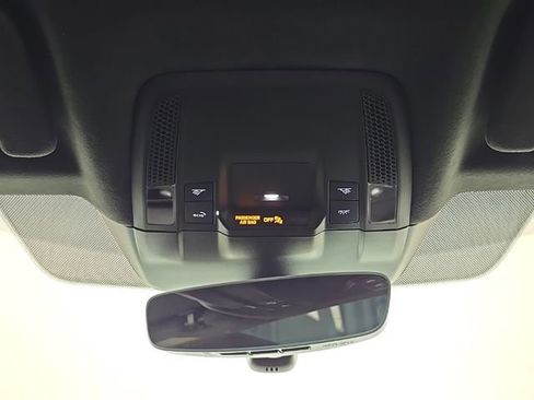 Used 2025 Porsche Taycan GTS image 25