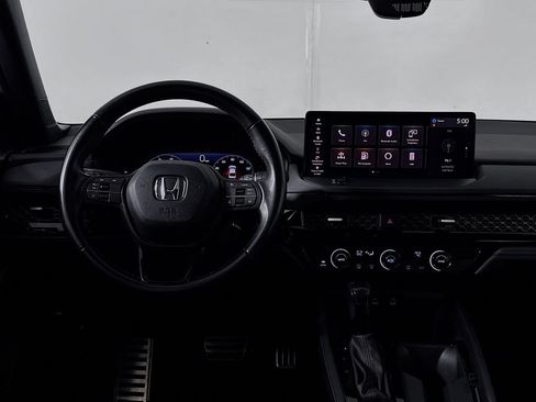 Used 2023 Honda Accord Sport image 8