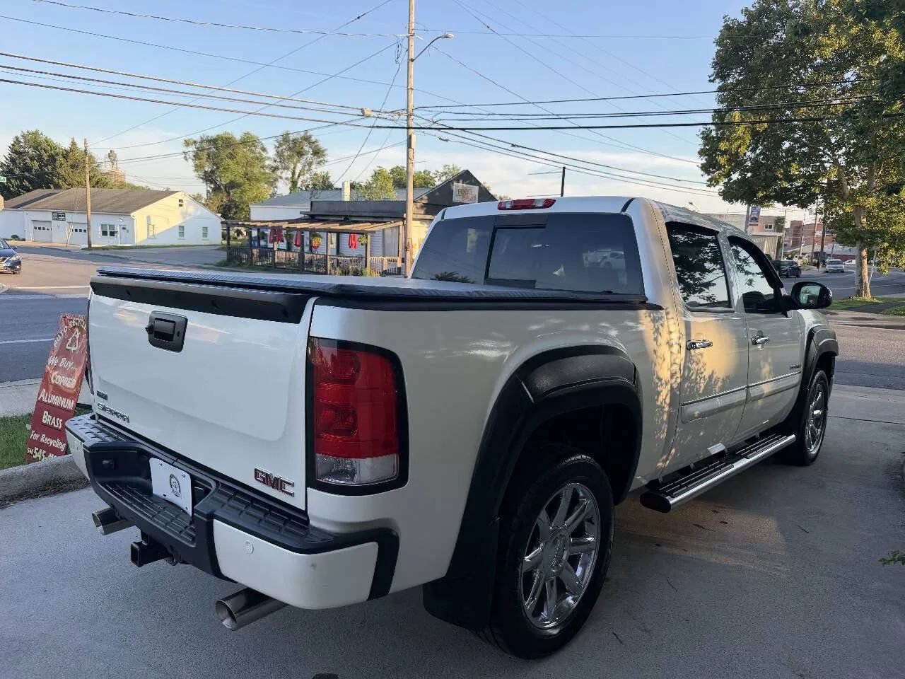 Used 2011 GMC Sierra 1500 Denali AWD/4WD image 7