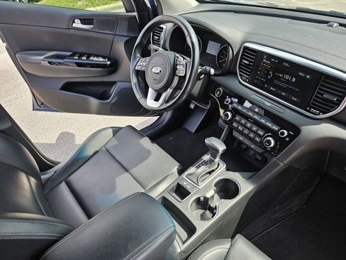 Used 2022 Kia Sportage EX image 21