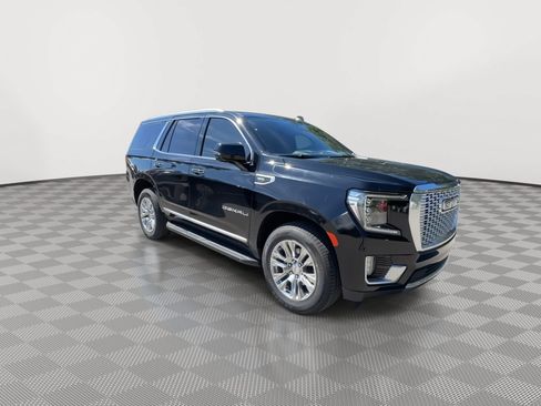 Used 2023 GMC Yukon Denali AWD/4WD image 2