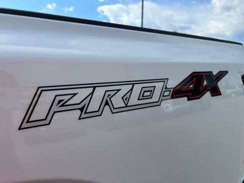New 2026 Nissan Frontier PRO-4X w/ Pro-4x Convenience Package AWD/4WD image 9