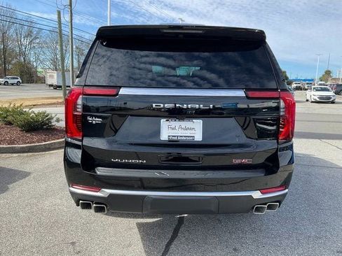 New 2026 GMC Yukon XL Denali w/ Sun & Power Step Package image 24