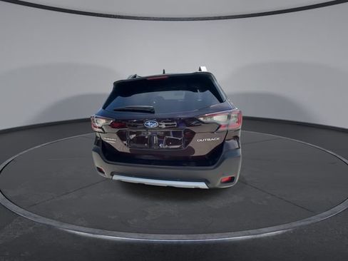Certified 2023 Subaru Outback Limited AWD/4WD image 7