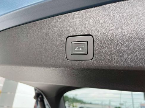 Used 2024 Buick Encore GX Sport Touring w/ Comfort Package FWD image 18