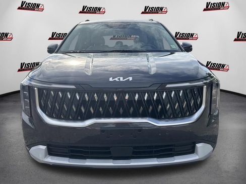 Certified 2025 Kia Carnival EX FWD image 2