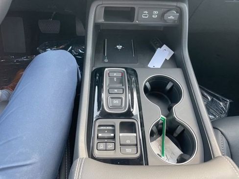 New 2025 Honda Pilot EX-L image 23