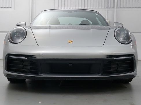Used 2021 Porsche 911 Targa 4S image 10
