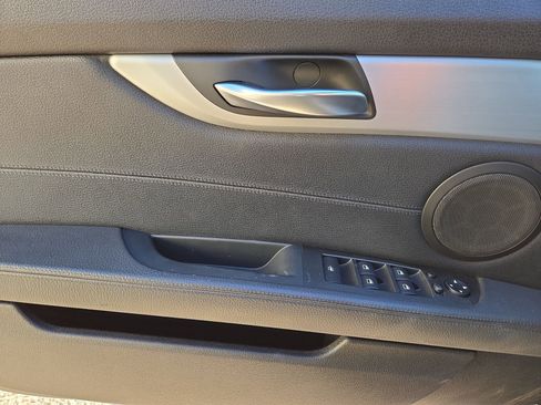 Used 2011 BMW Z4 sDrive35is image 15