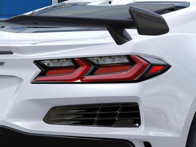 New 2027 Chevrolet Corvette Grand Sport w/ Z52 Sport Performance Package RWD image 12