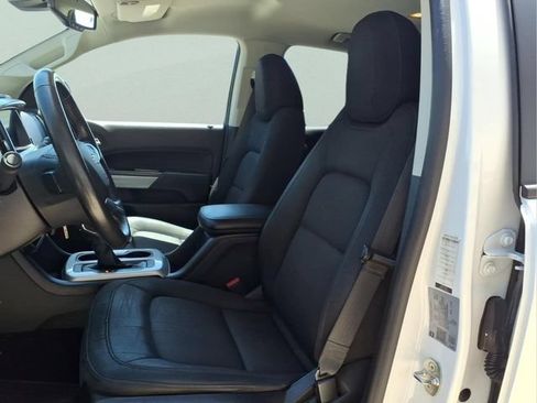 Used 2022 Chevrolet Colorado LT w/ Safety Package AWD/4WD image 12