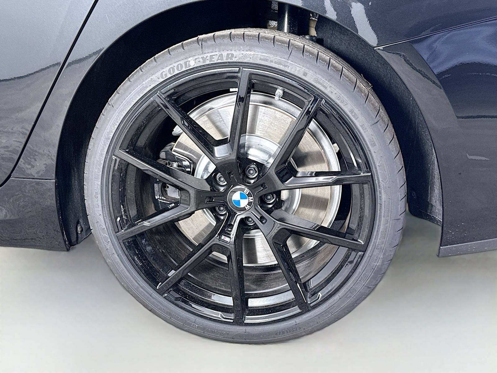 Used 2026 BMW 840i w/ M Sport Professional Package RWD image 33