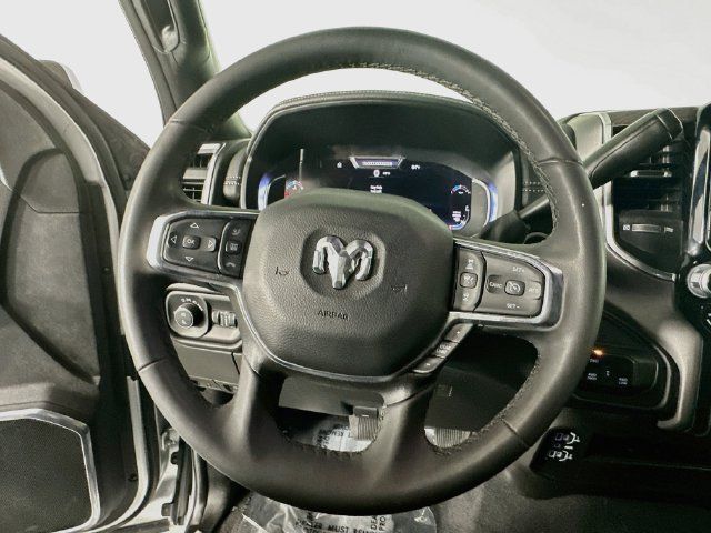Used 2026 RAM 2500 Laramie AWD/4WD image 13