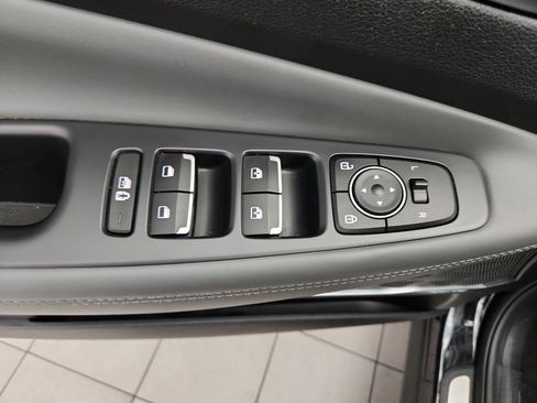 Used 2021 Hyundai Santa Fe SEL w/ Convenience + Premium Package AWD/4WD image 9