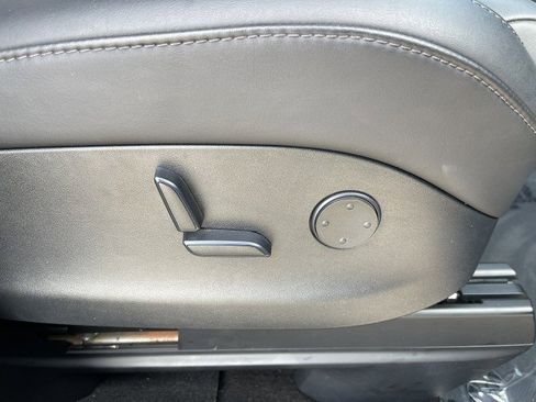 Used 2018 Tesla Model X 100D image 59