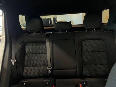 Used 2025 Chevrolet Equinox LT image 38