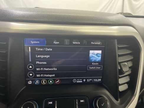 Used 2021 GMC Acadia SLE w/ Driver Convenience Package image 16