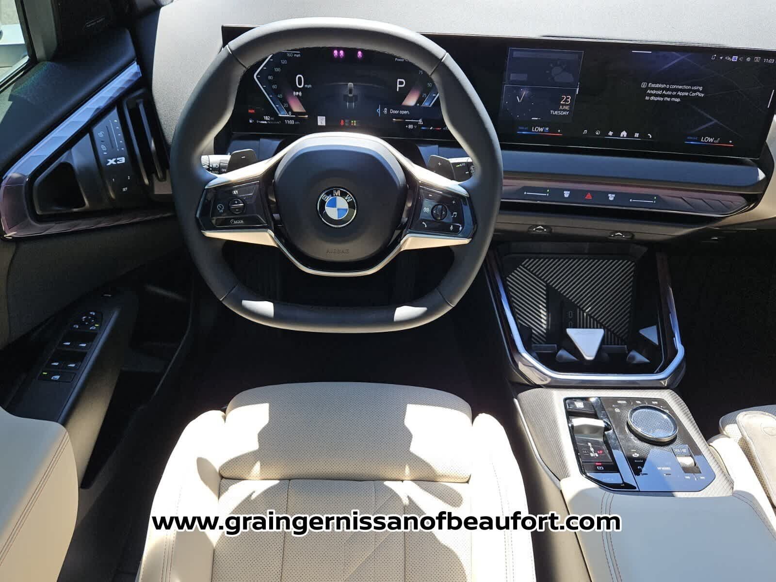 Used 2025 BMW X3 xDrive30i w/ Premium Package AWD/4WD image 5