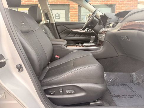 Used 2011 INFINITI M37 x w/ Premium Pkg AWD/4WD image 22