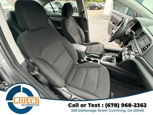 Used 2019 Hyundai Elantra SE w/ Cargo Package FWD image 22