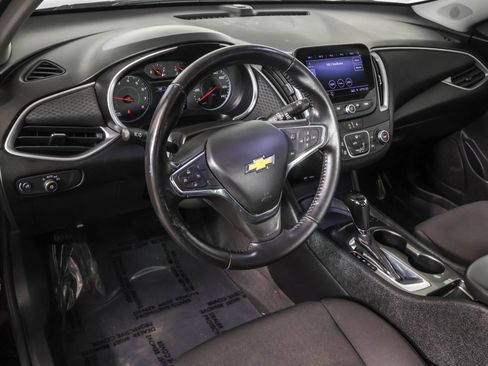 Used 2020 Chevrolet Malibu RS image 5