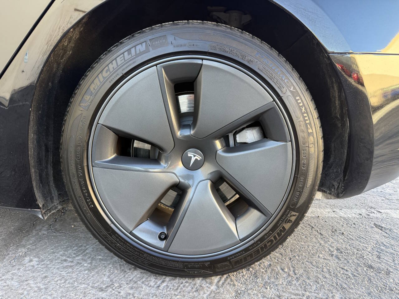 Used 2023 Tesla Model 3 Standard Range RWD image 15