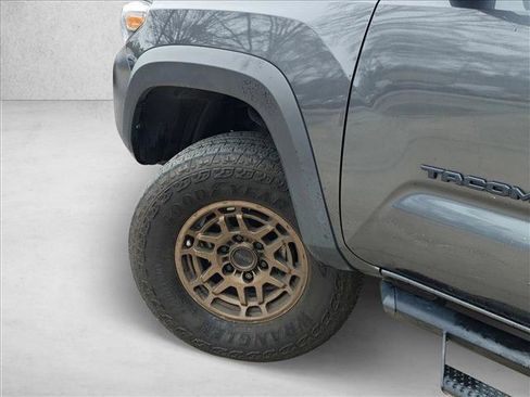 Used 2023 Toyota Tacoma 4x4 Double Cab w/ Trail Edition image 7