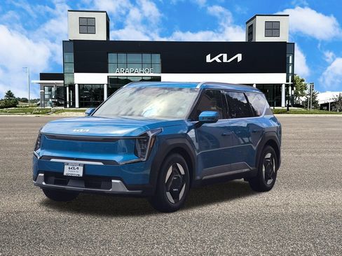 New 2026 Kia EV9 Wind AWD/4WD image 4