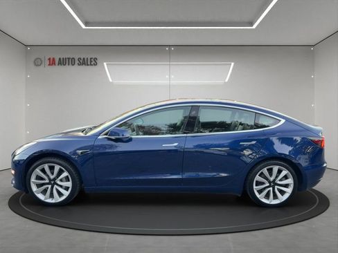 Used 2018 Tesla Model 3 Long Range image 2