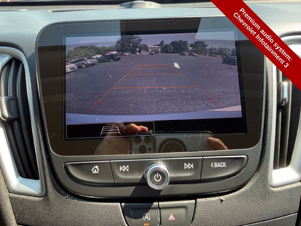 Used 2022 Chevrolet Malibu LS w/ Driver Confidence Package II FWD image 27