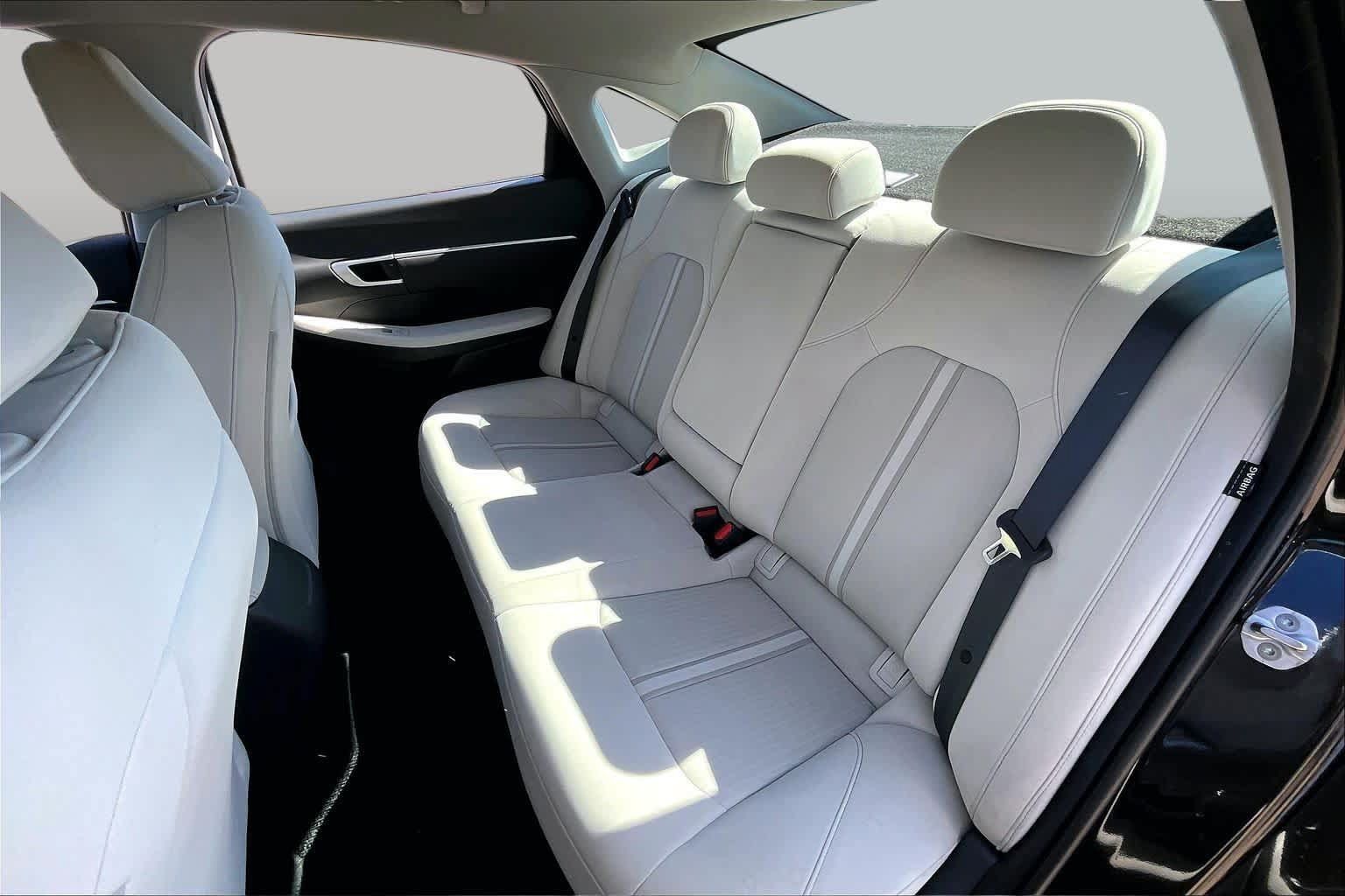 Used 2025 Hyundai Sonata SEL FWD image 20