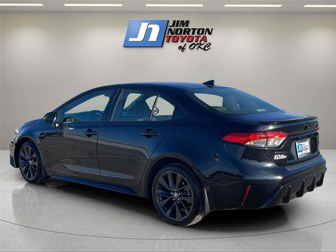 Used 2024 Toyota Corolla SE image 7