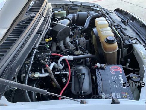 Used 2001 Ford F350 XL image 13