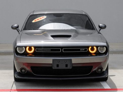 Used 2020 Dodge Challenger GT RWD image 5