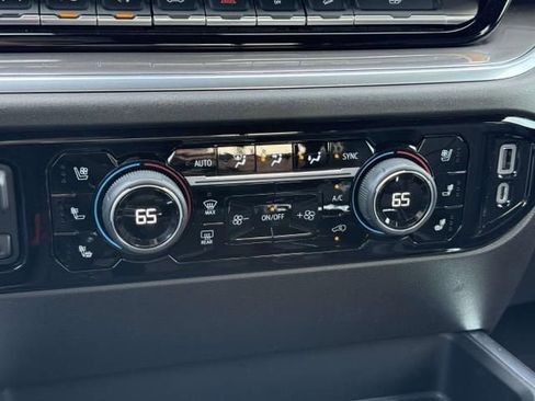 Certified 2023 Chevrolet Silverado 1500 High Country w/ Technology Package AWD/4WD image 27