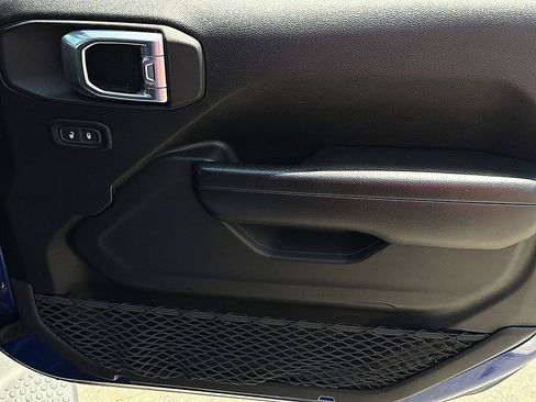 Used 2020 Jeep Wrangler Unlimited Sport AWD/4WD image 24