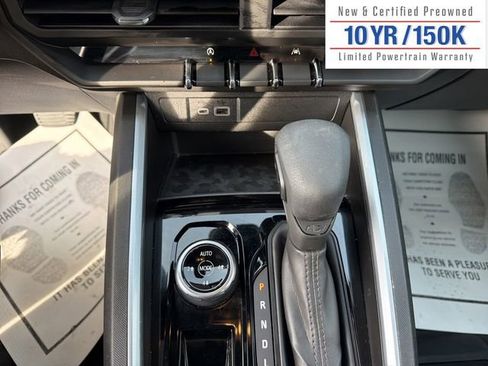 Used 2024 Chevrolet Colorado Trail Boss w/ Technology Package image 22