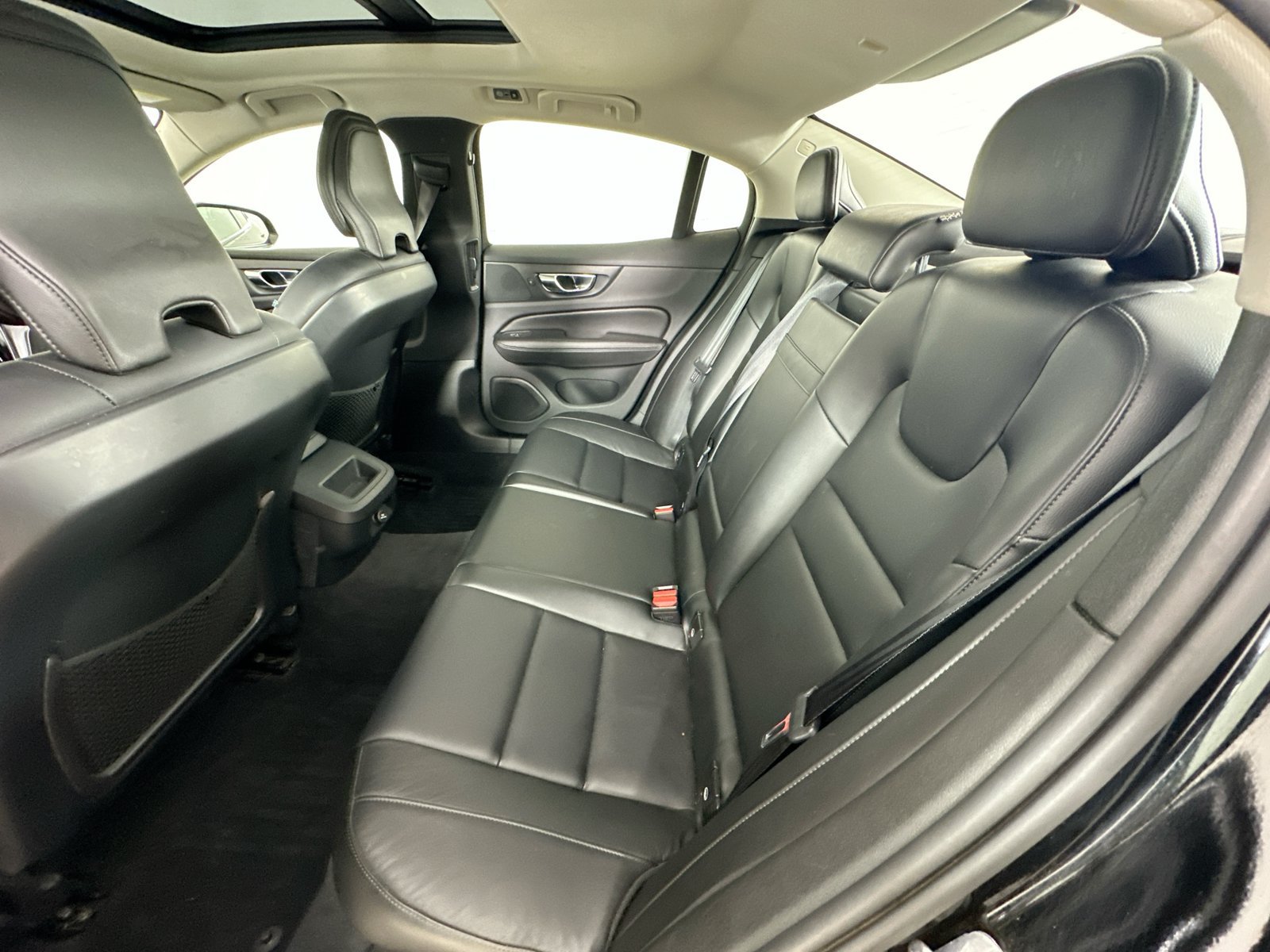Used 2019 Volvo S60 T6 Momentum w/ Multimedia Package AWD/4WD image 36