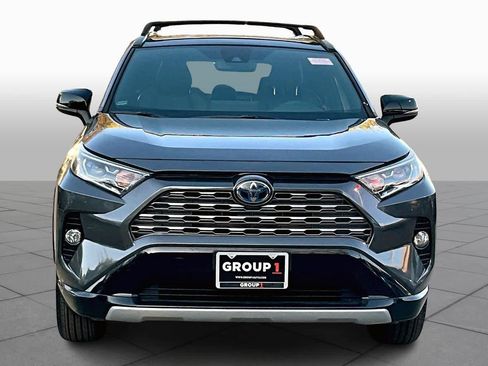 Used 2021 Toyota RAV4 XSE image 3