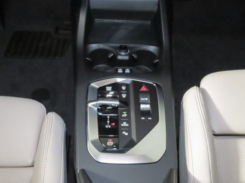 Used 2025 BMW M235i xDrive w/ Premium Package AWD/4WD image 26