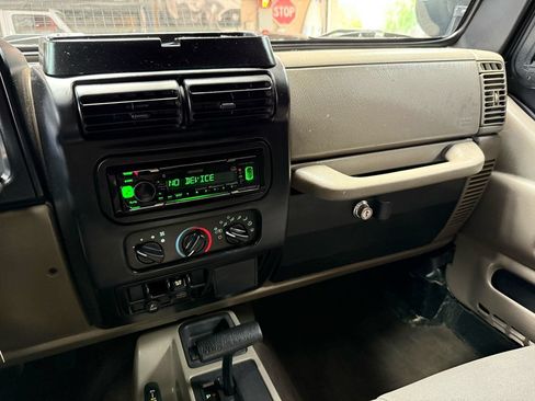 Used 2003 Jeep Wrangler Sahara AWD/4WD image 16