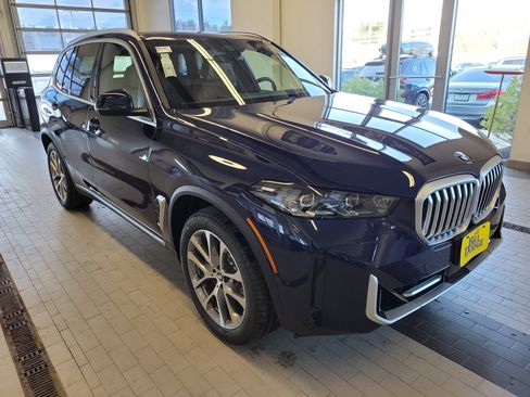 New 2026 BMW X5 xDrive40i AWD/4WD image 9
