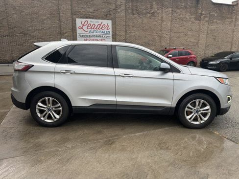 Used 2015 Ford Edge SEL w/ Equipment Group 201A AWD/4WD image 2
