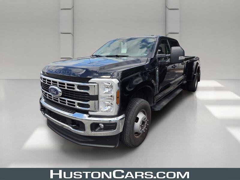 Used 2025 Ford F350 XLT AWD/4WD image 1