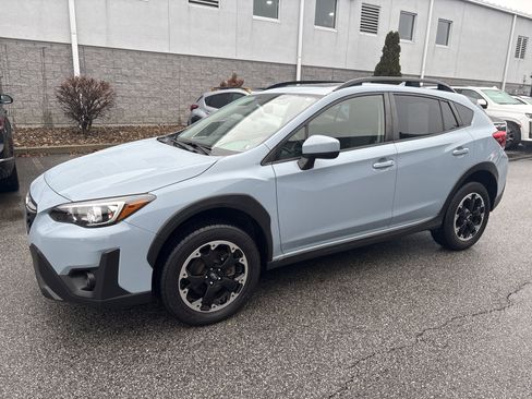 Used 2023 Subaru Crosstrek 2.0i Premium image 14