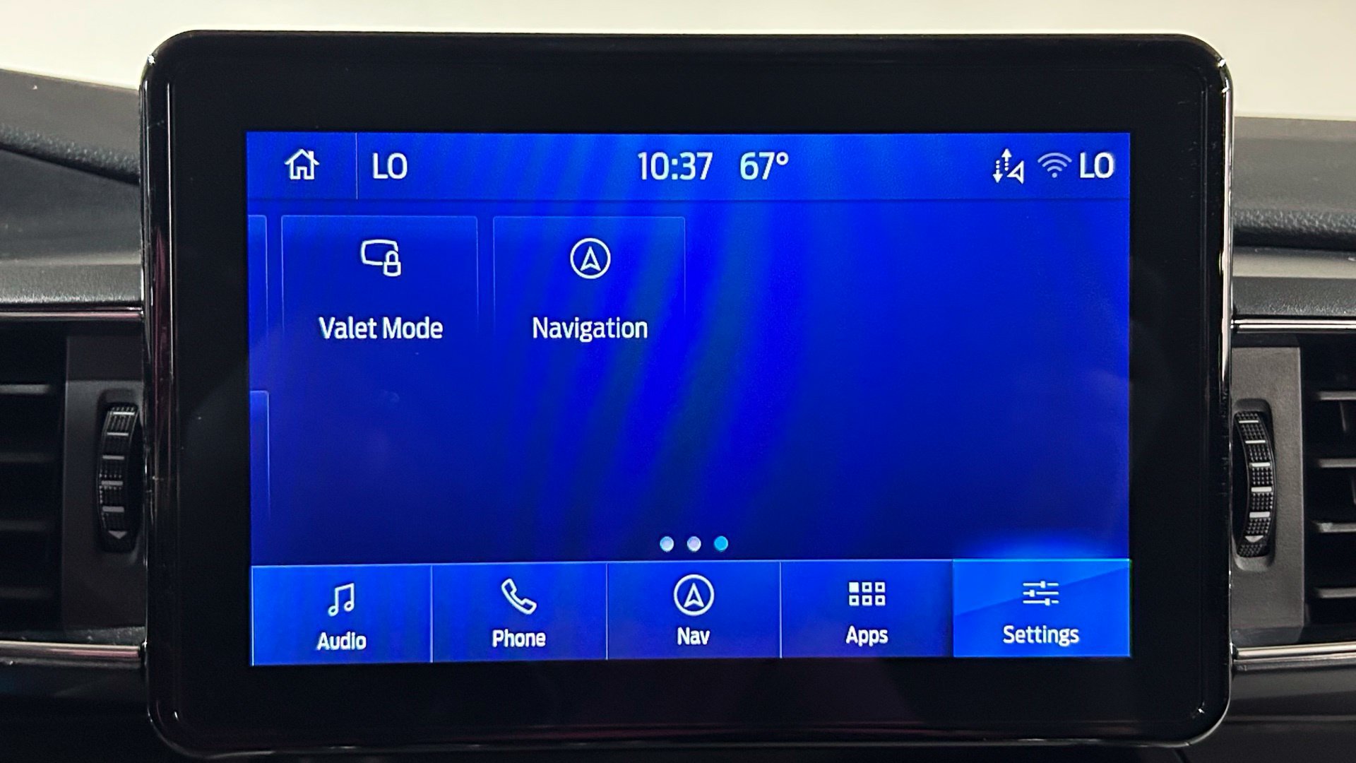 Used 2022 Ford Explorer XLT w/ Equipment Group 202A AWD/4WD image 93