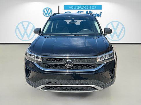 Used 2024 Volkswagen Taos S FWD image 2