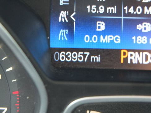 Used 2018 Ford Focus SE FWD image 20